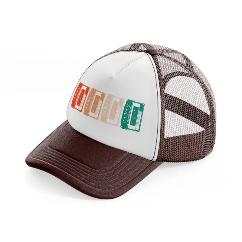 2021-06-18-3-en-brown-trucker-hat
