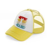 golf player with cap retro-yellow-trucker-hat