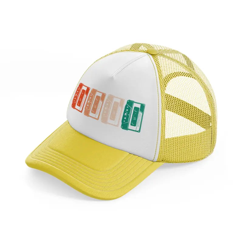 2021 06 18 3 en yellow trucker hat