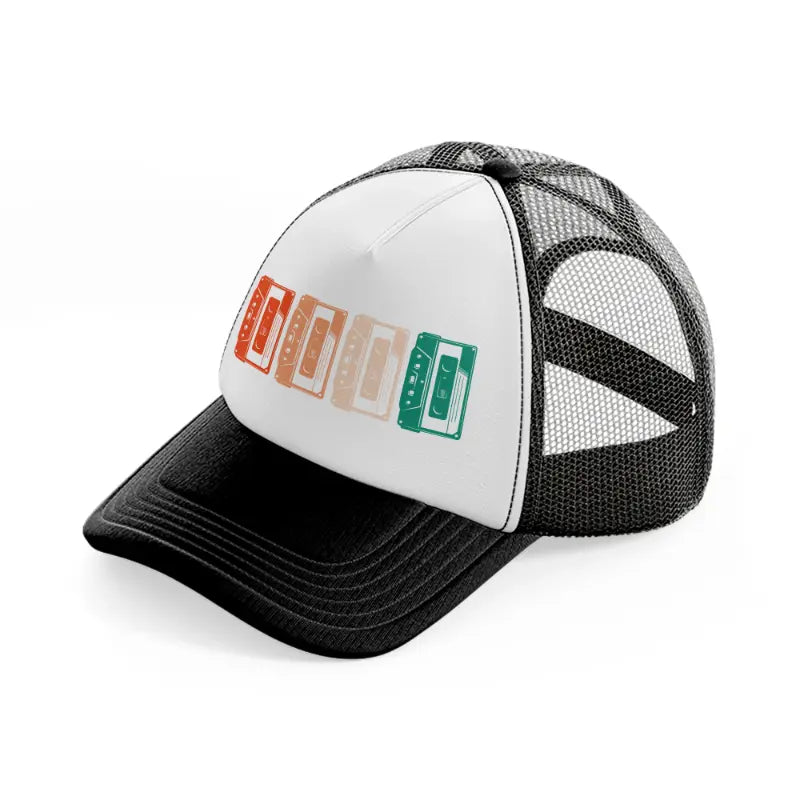 2021-06-18-3-en-black-and-white-trucker-hat