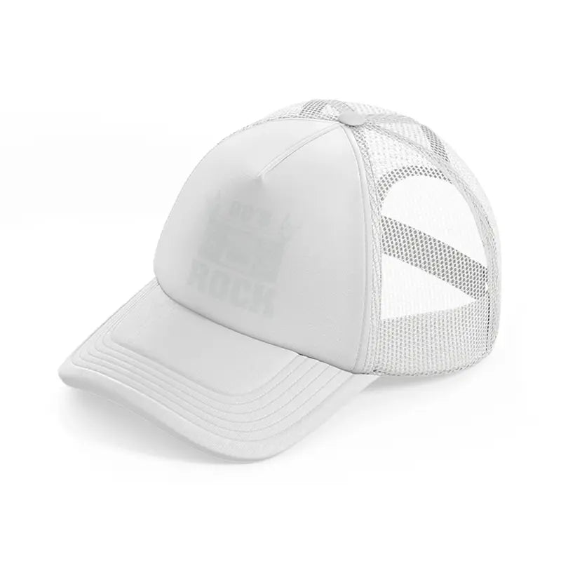 2021-06-17-4-en-white-trucker-hat